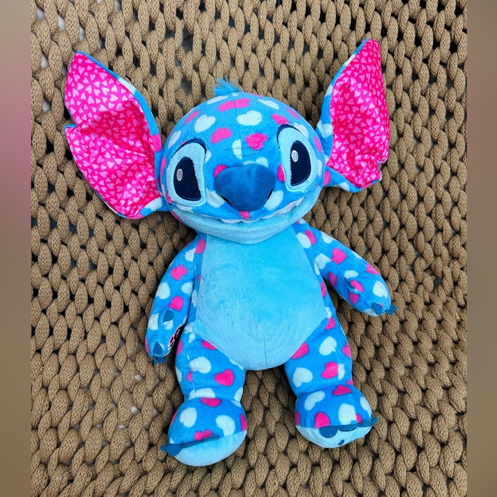❗️SOLD❗️Disney Love Heart Stitch Build a Bear Plush